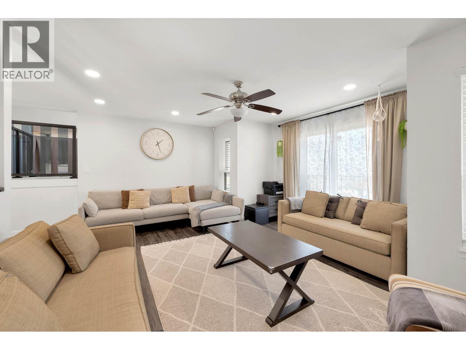 667 DUNROBIN Drive, Kamloops