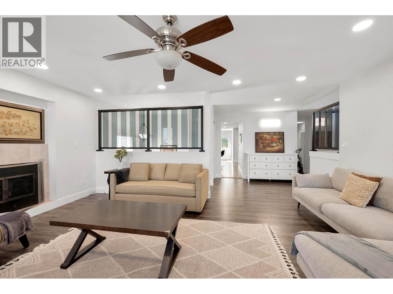 667 DUNROBIN Drive, Kamloops