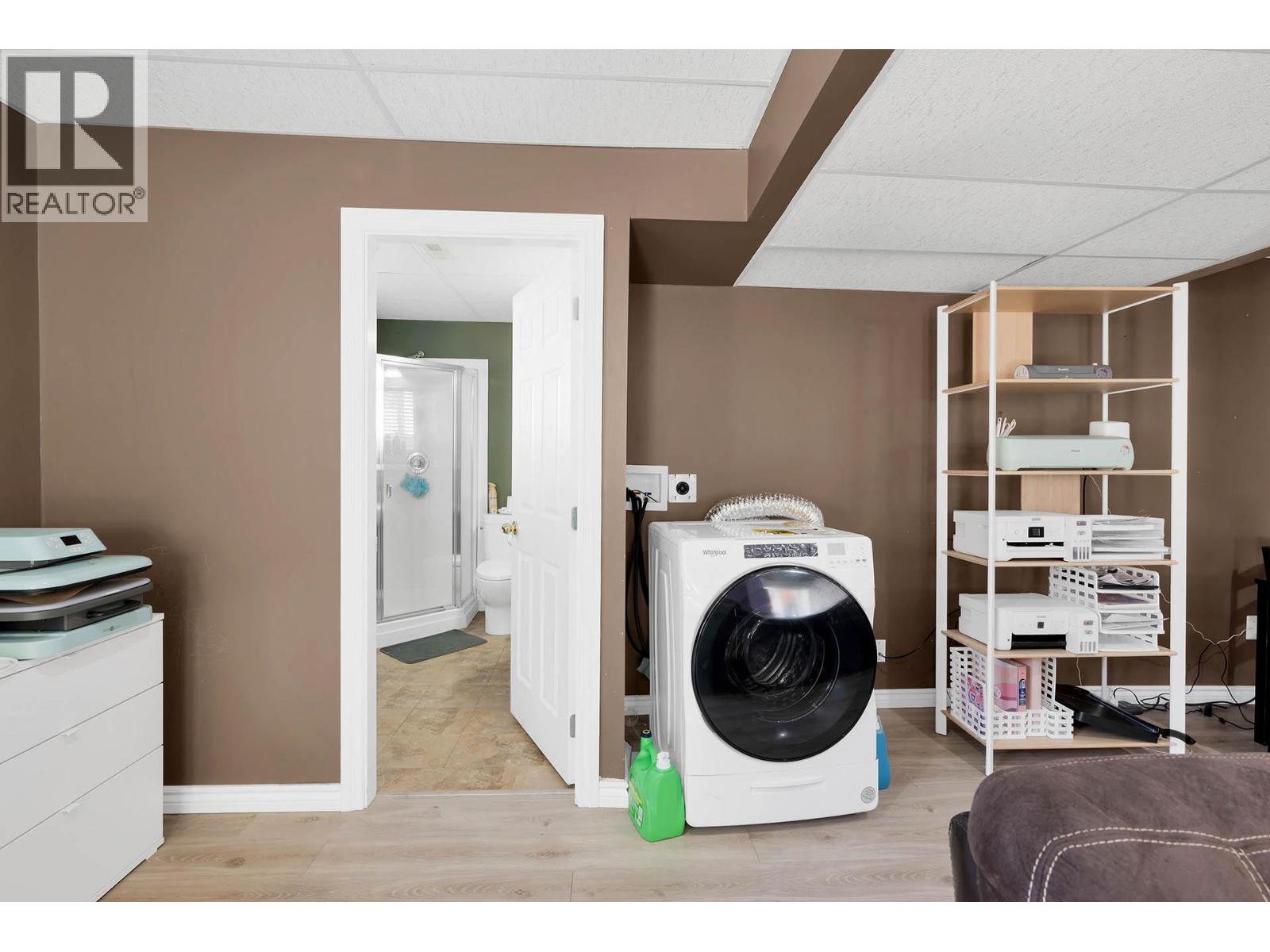 667 DUNROBIN Drive, Kamloops