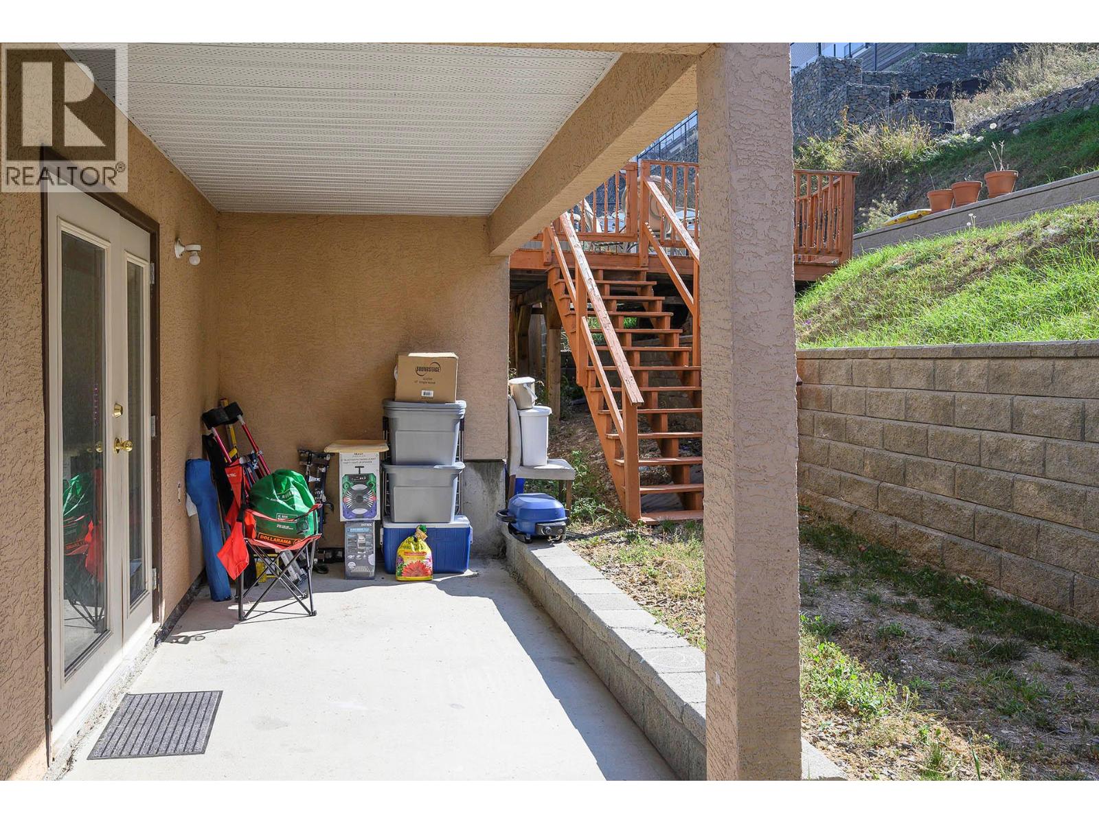 667 DUNROBIN Drive, Kamloops