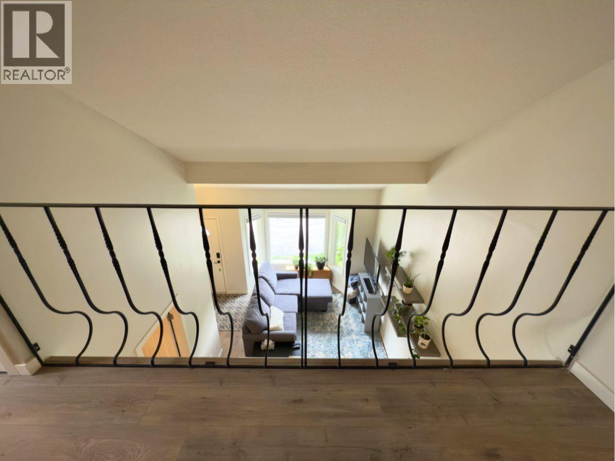 202 3155 Gordon Drive, Kelowna