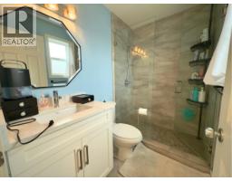 3155 Gordon Drive Unit# 202, Kelowna, BC V1W3N5 Photo 13