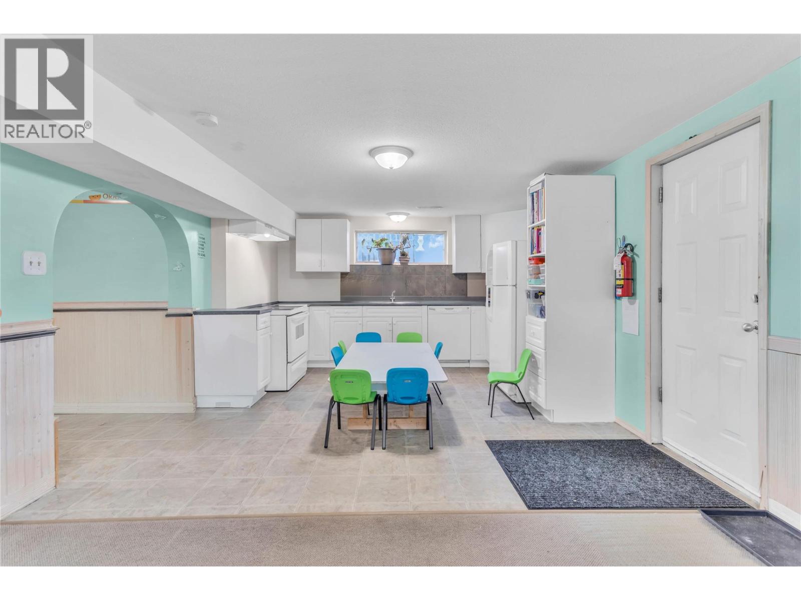 1270 Houghton Road, Kelowna