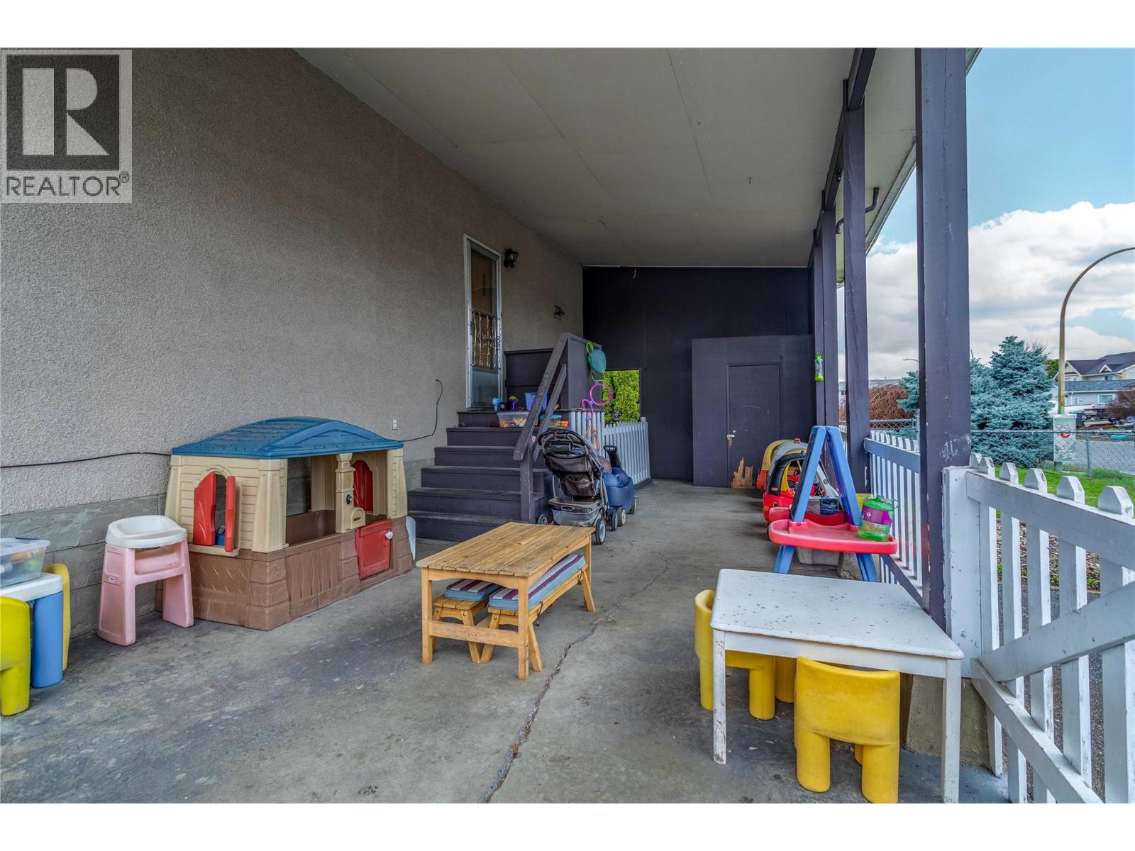 1270 Houghton Road, Kelowna