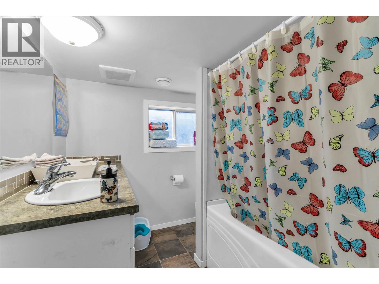 1270 Houghton Road, Kelowna