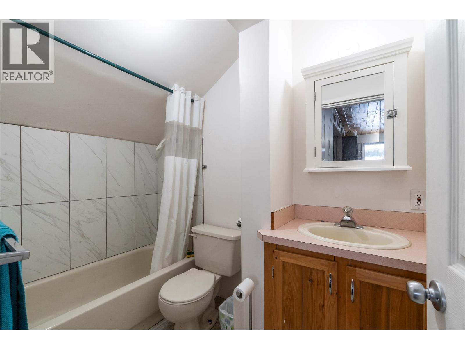 8225 Seymour Arm Forest Service Road, Seymour Arm