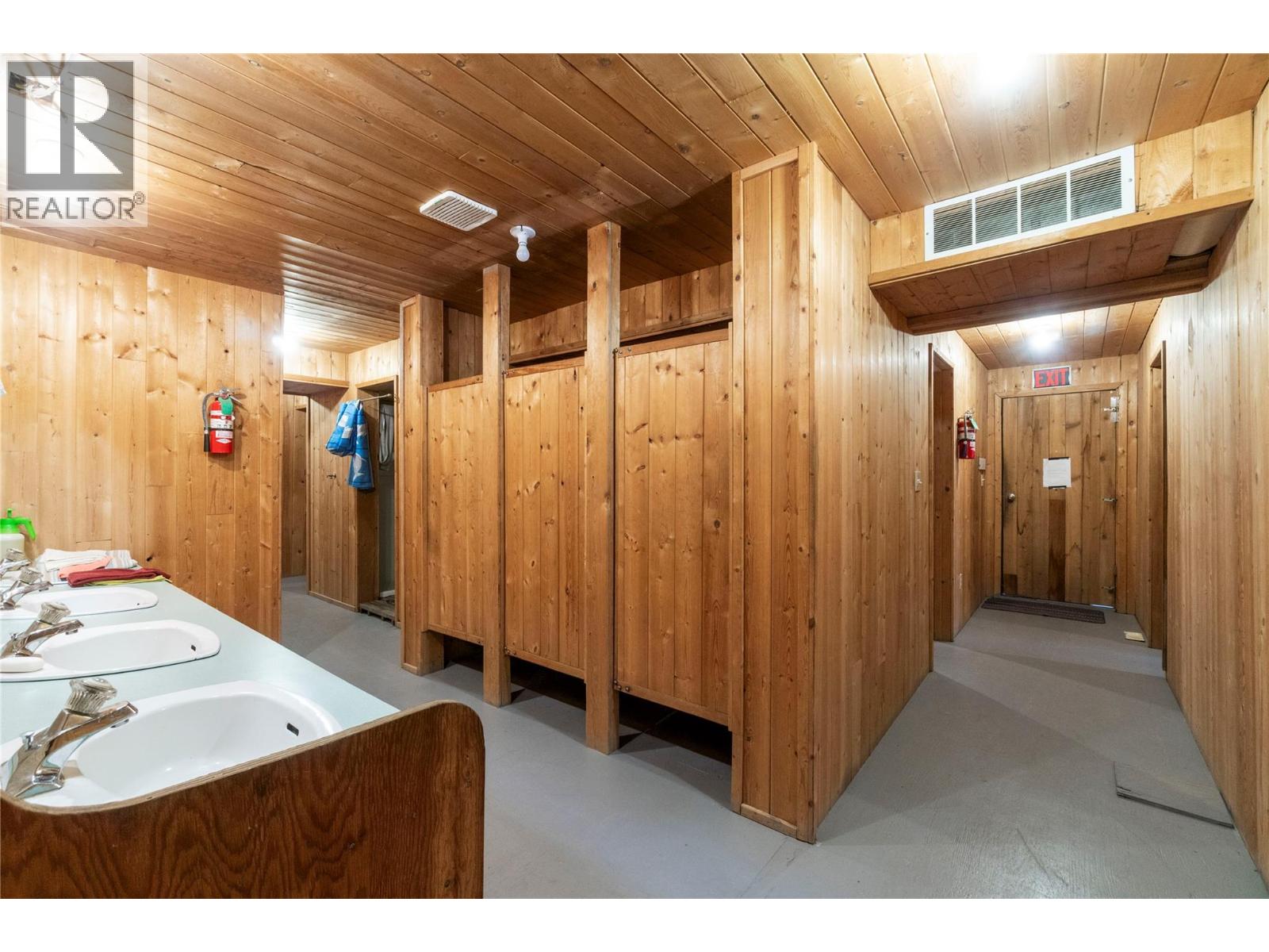 8225 Seymour Arm Forest Service Road, Seymour Arm