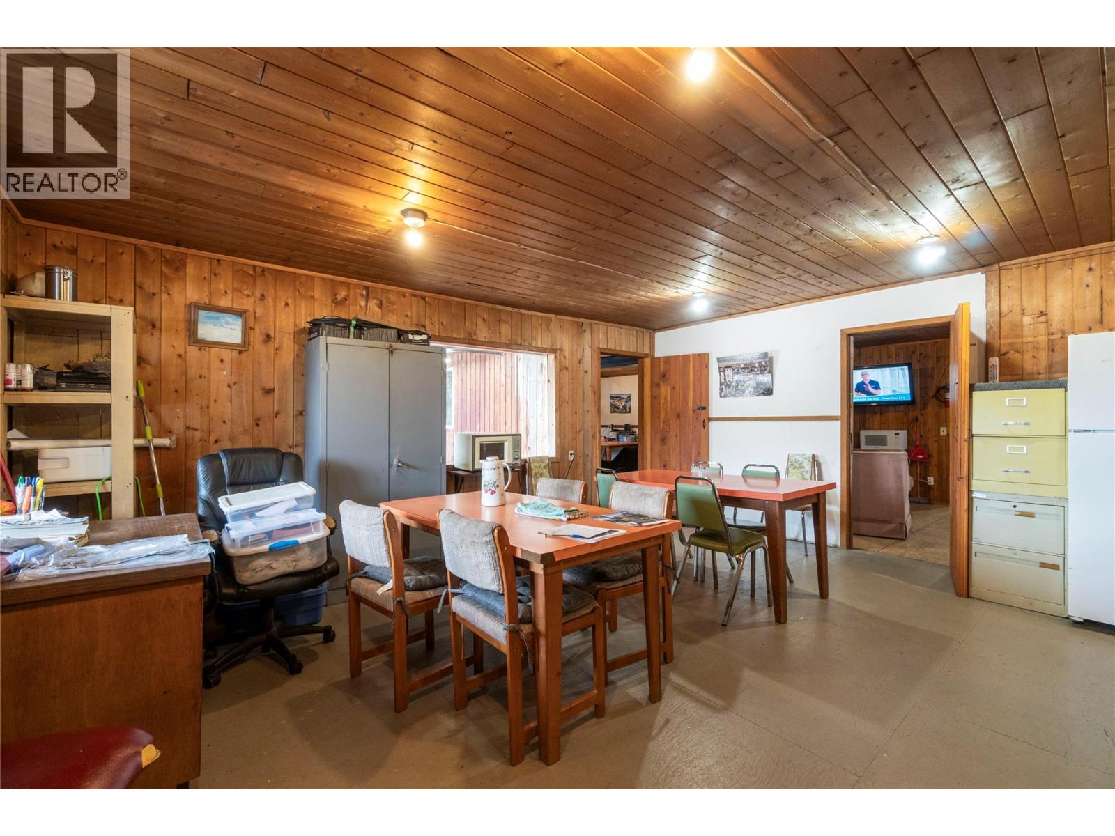 8225 Seymour Arm Forest Service Road, Seymour Arm