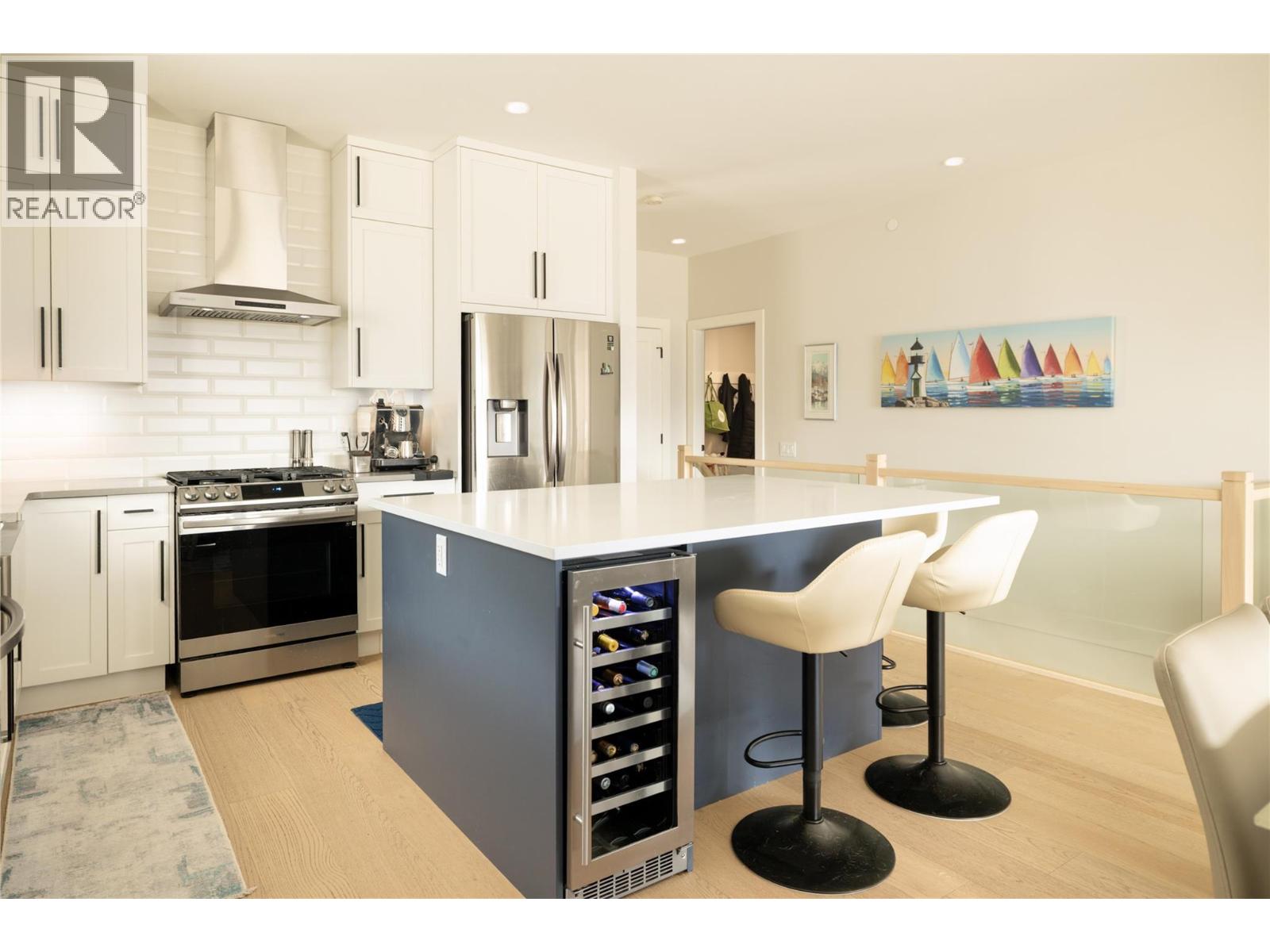 #28 10100 TYNDALL ROAD - 7