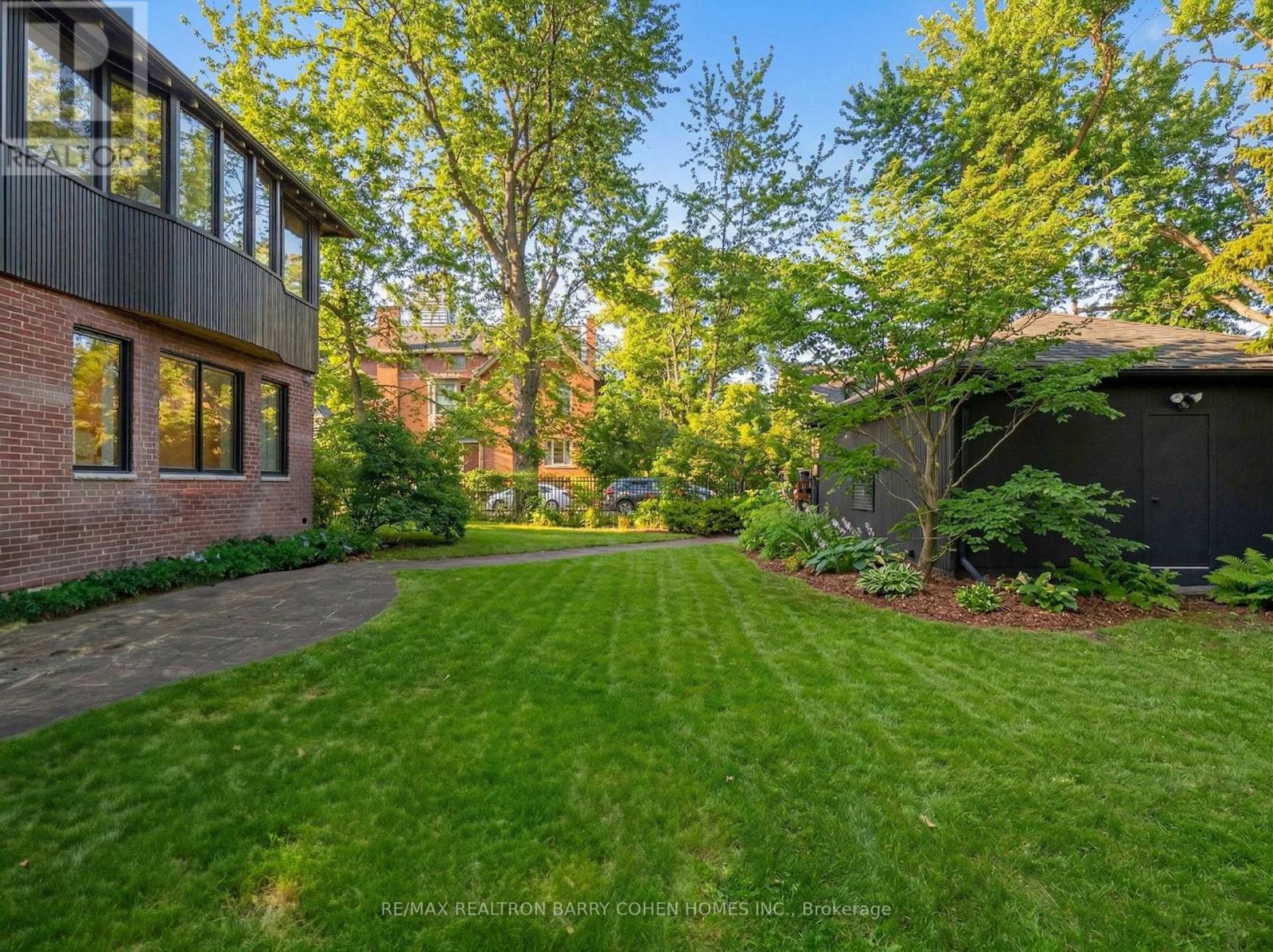 62 MAPLE AVENUE - 43