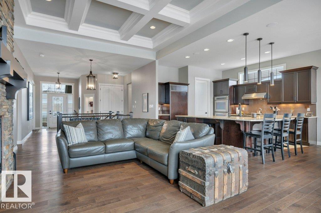 3262 WHITELAW DR NW, Edmonton