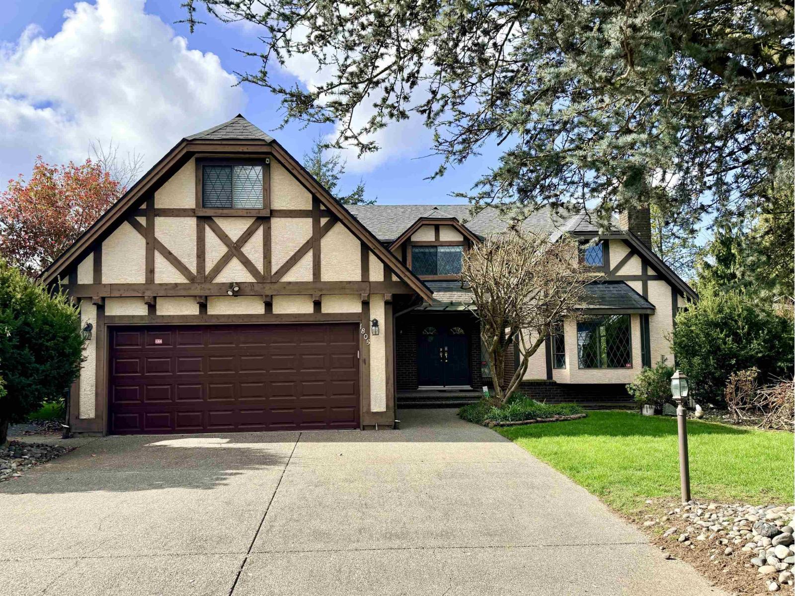 1805 148A Street - main photo