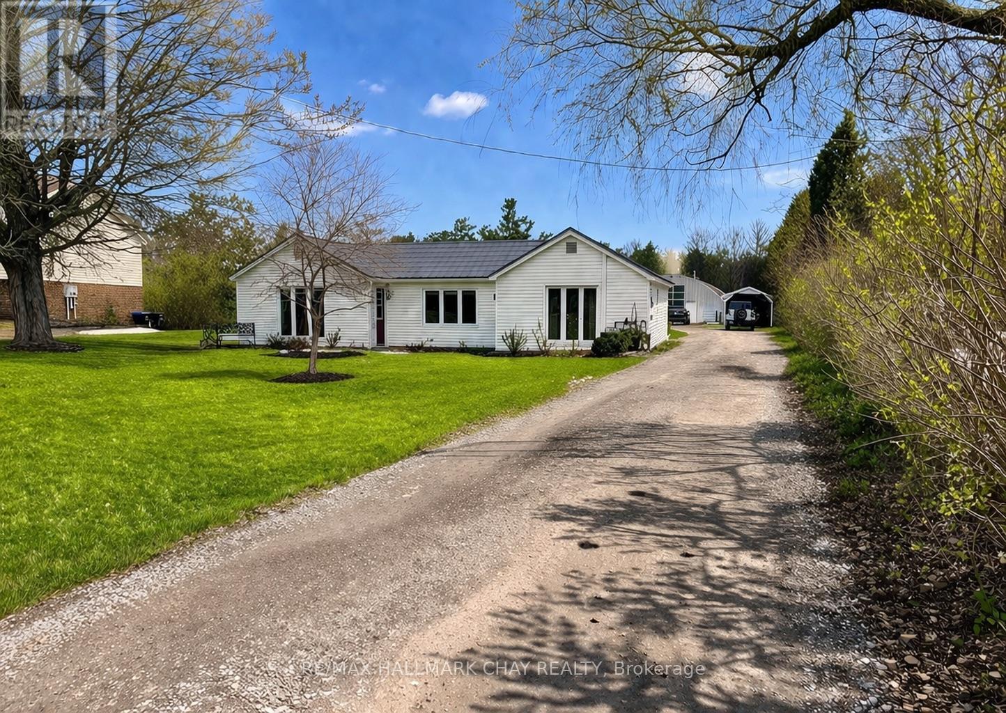 3302 INNISFIL BEACH ROAD