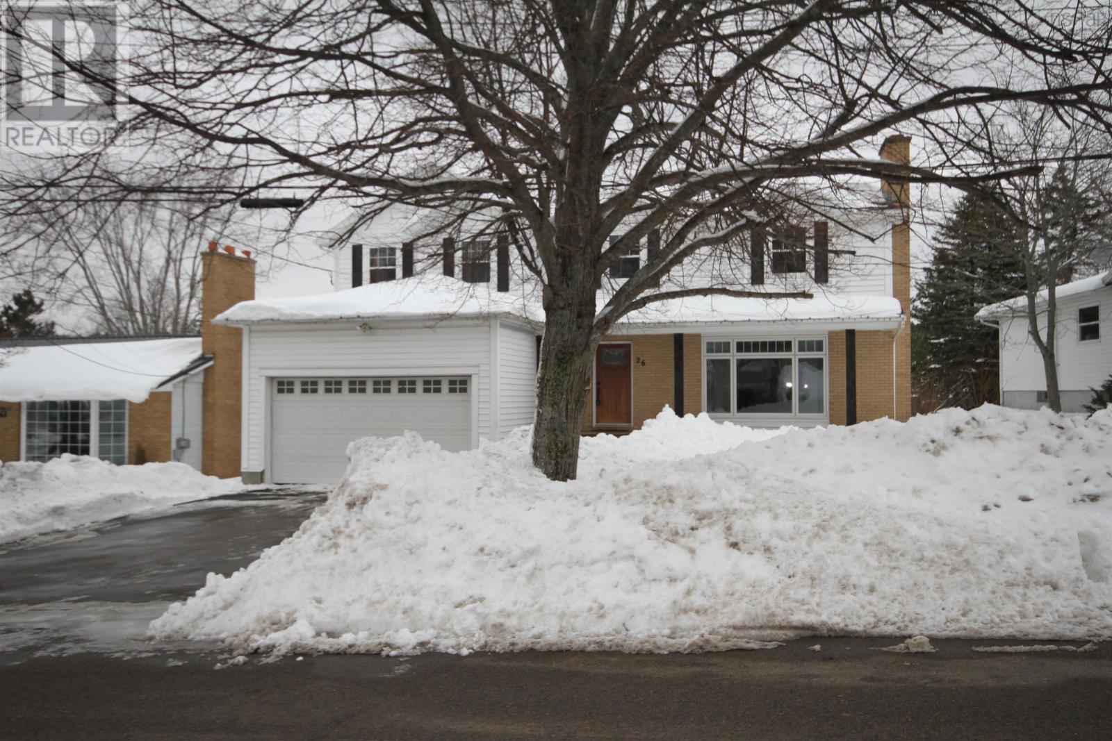 Property 2 of 50 of 26 MacQuarrie Drive