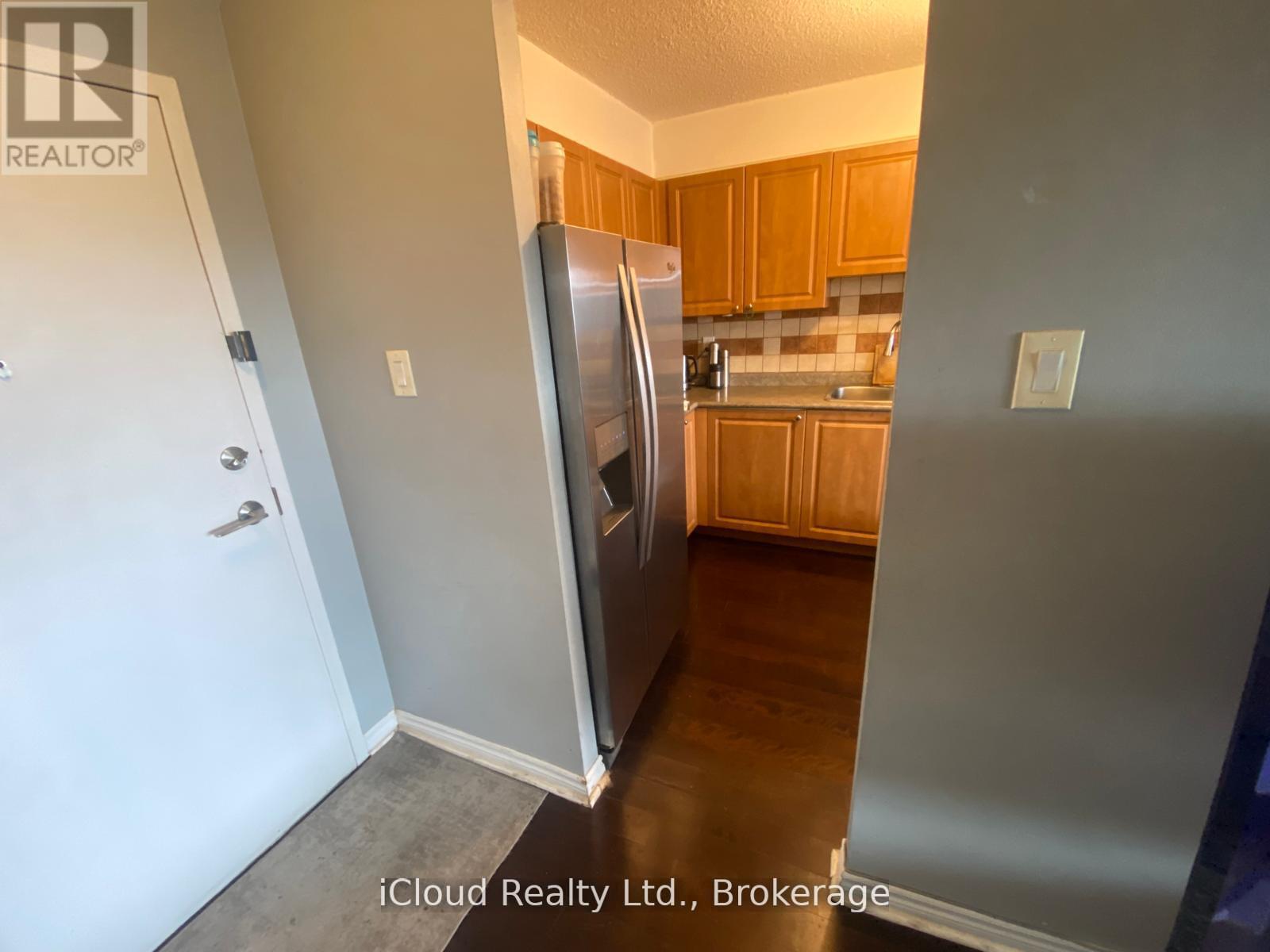 #606 3501 GLEN ERIN DRIVE - 8