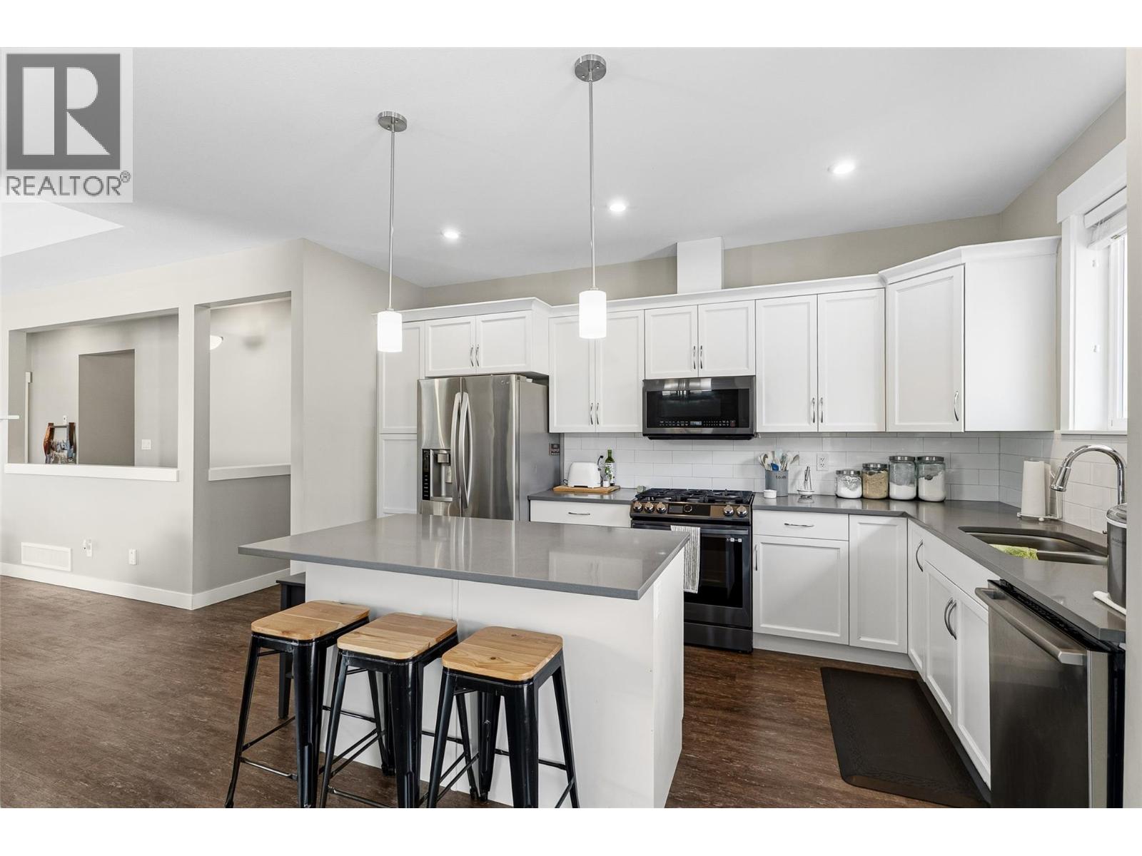 2514 Spring Bank Avenue Unit# 106, Merritt