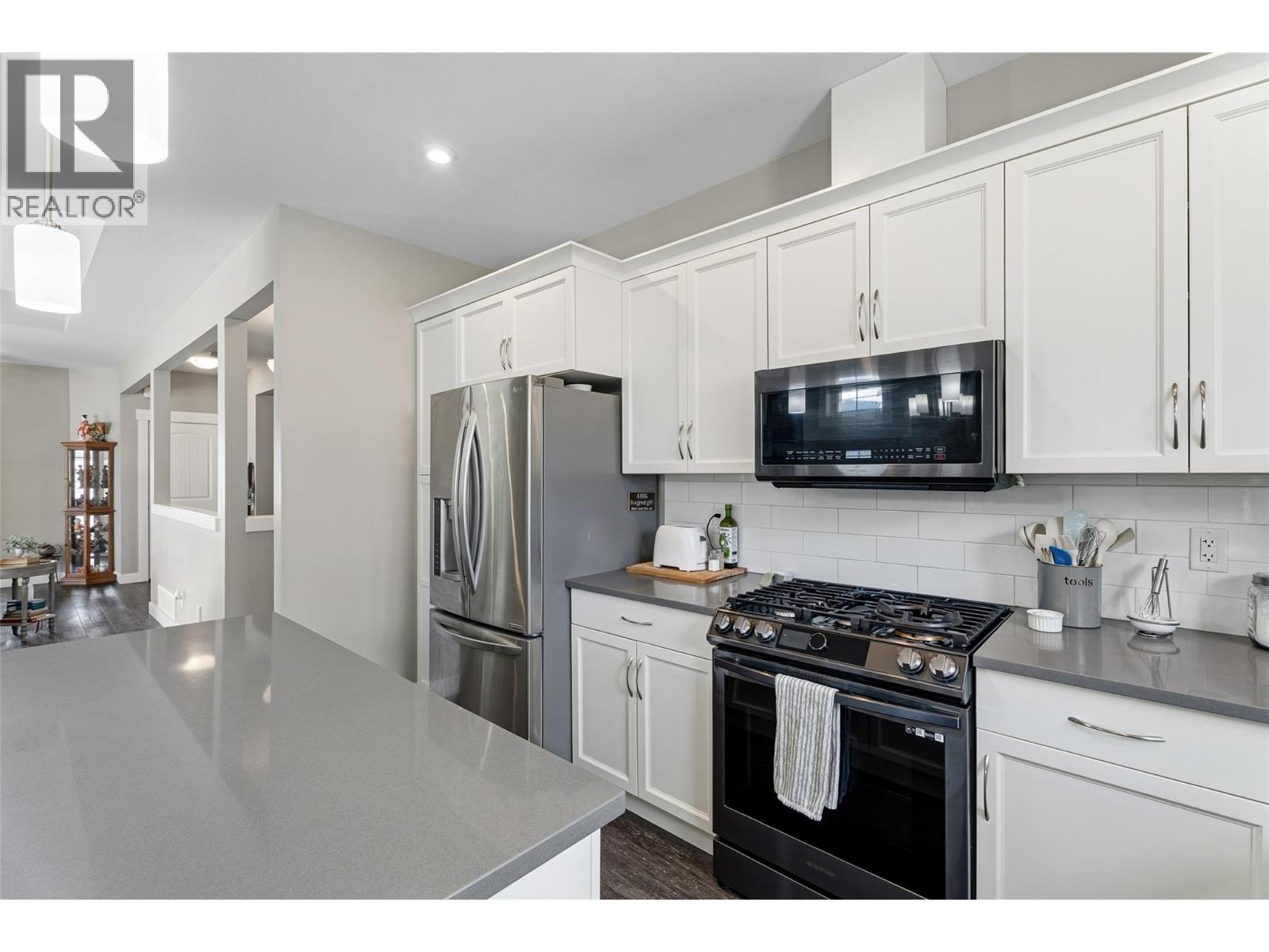 2514 Spring Bank Avenue Unit# 106, Merritt