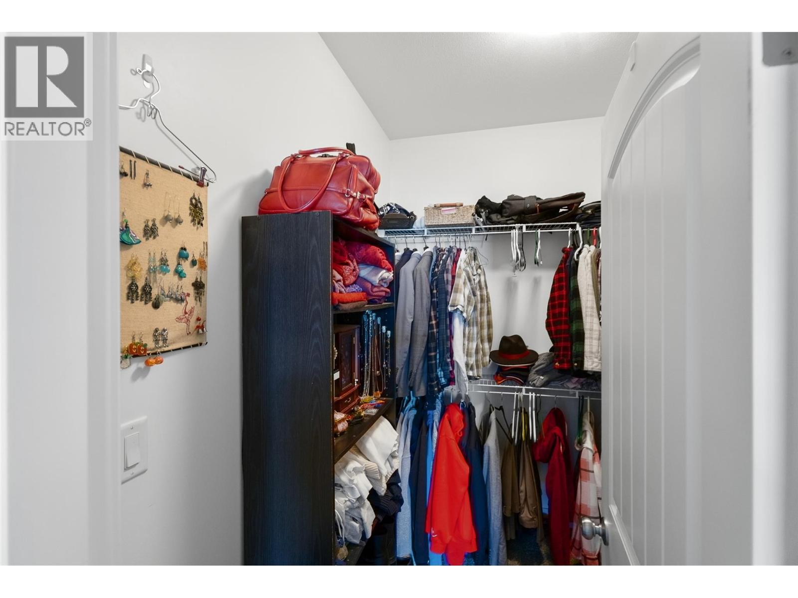 2514 Spring Bank Avenue Unit# 106, Merritt