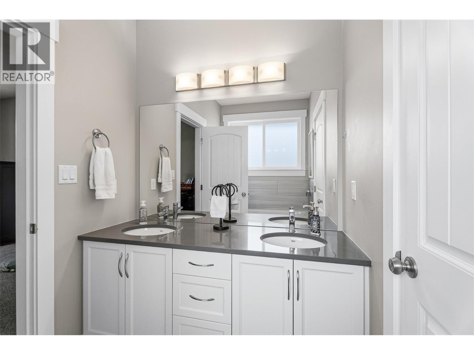 2514 Spring Bank Avenue Unit# 106, Merritt