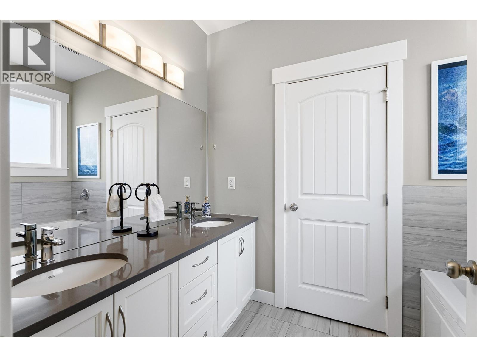 2514 Spring Bank Avenue Unit# 106, Merritt