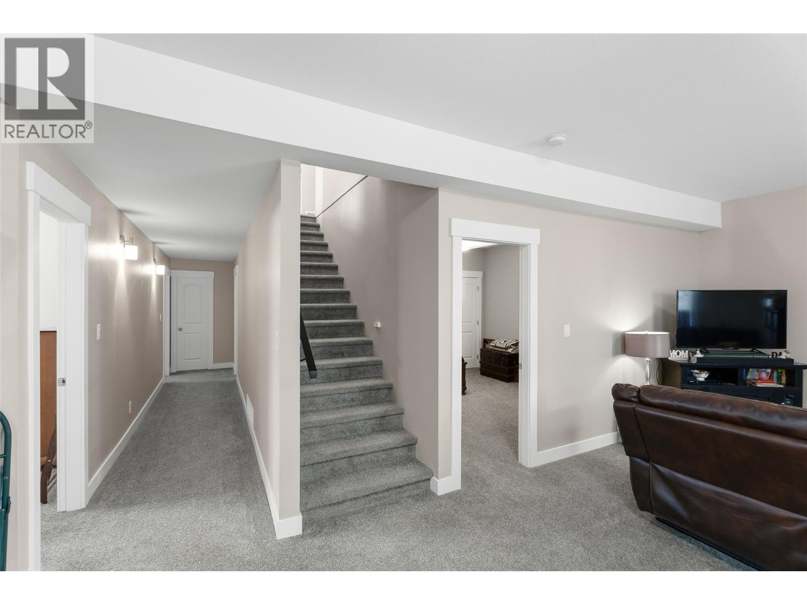 2514 Spring Bank Avenue Unit# 106, Merritt