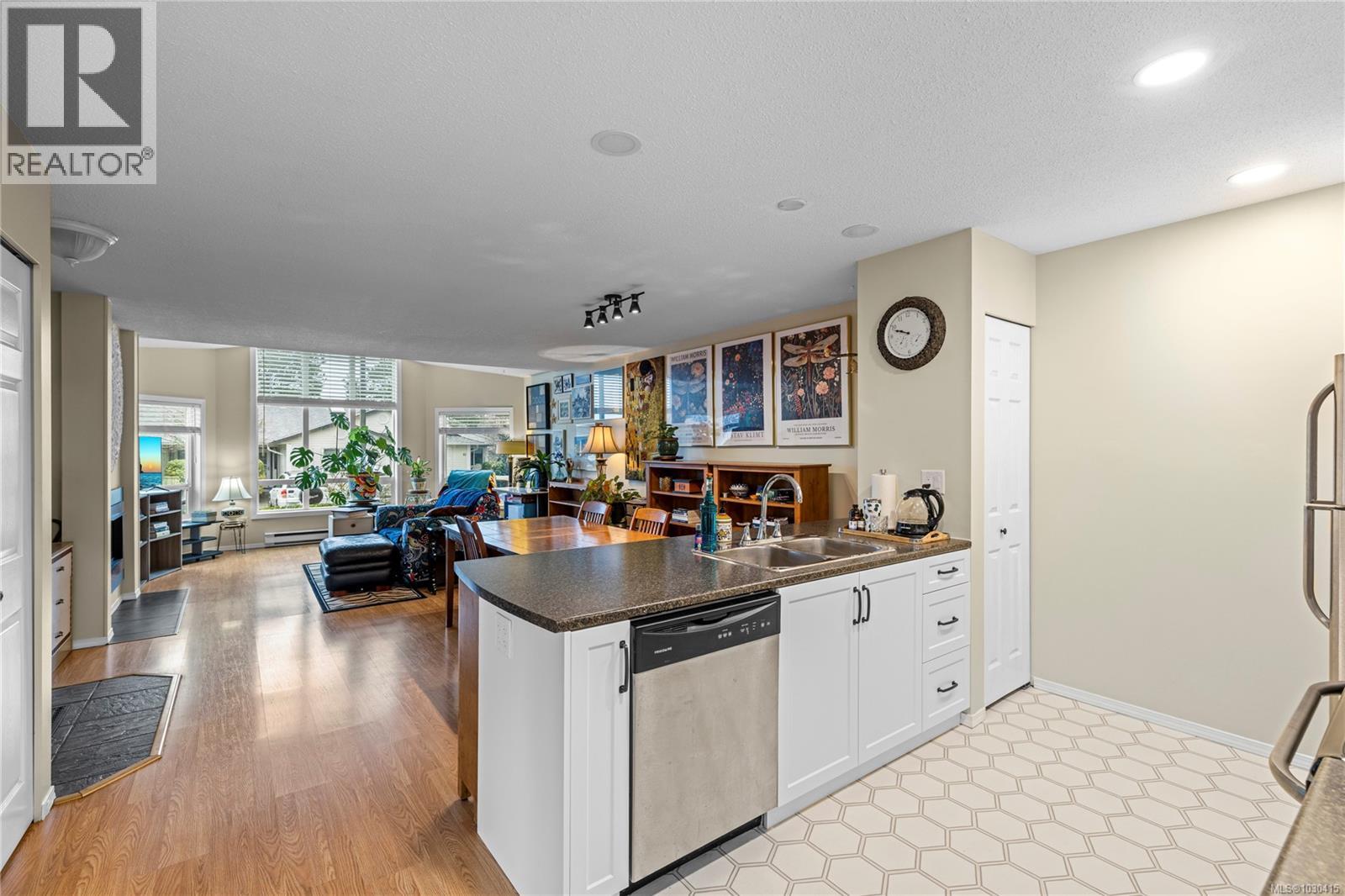 #39 6245 BLUEBACK RD - 11