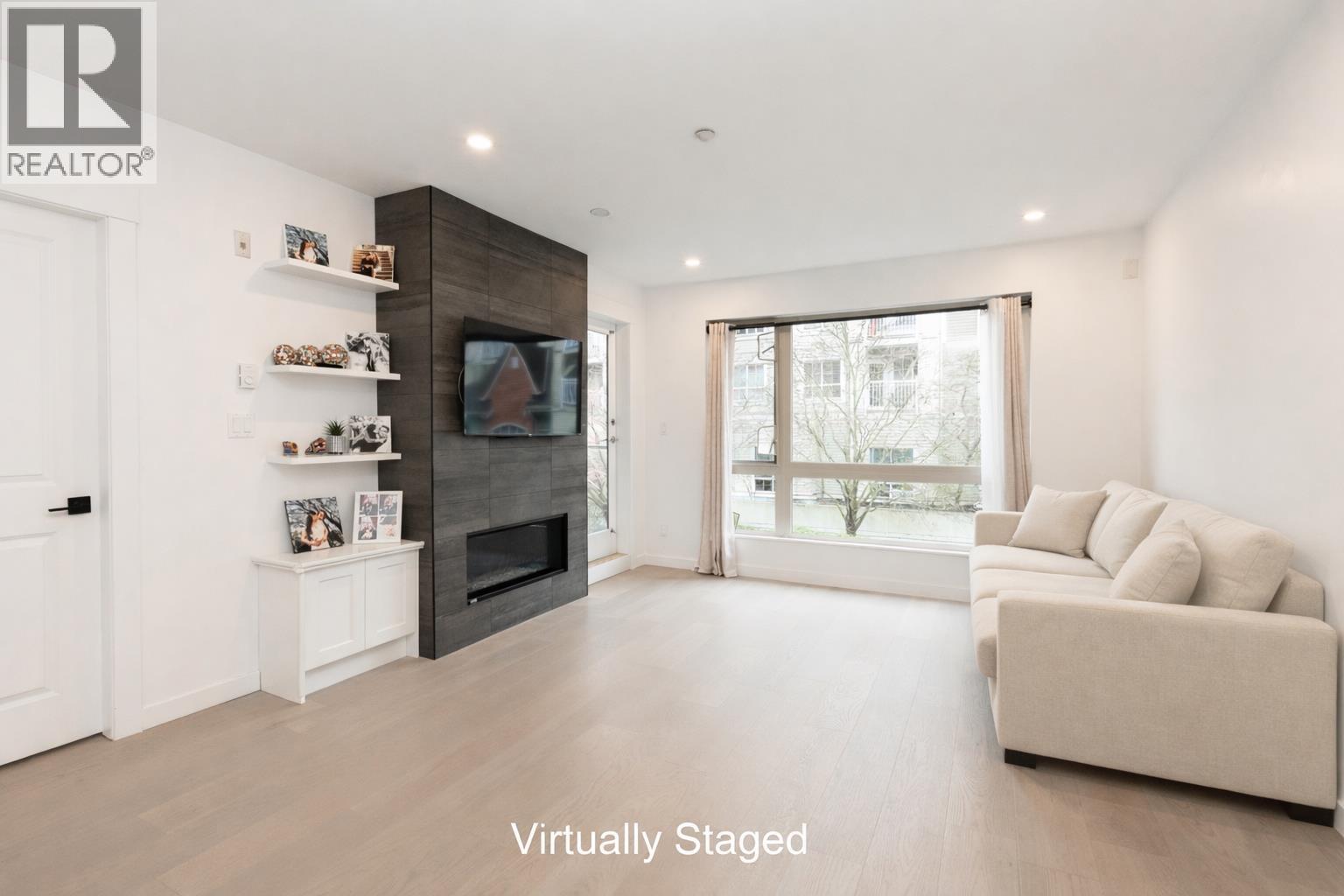 203 1315 56 STREET, Delta