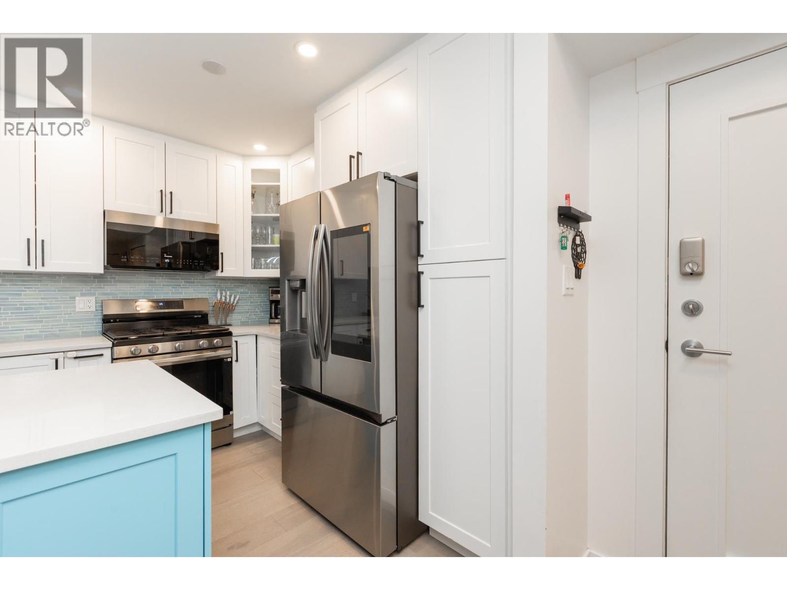 203 1315 56 STREET, Delta