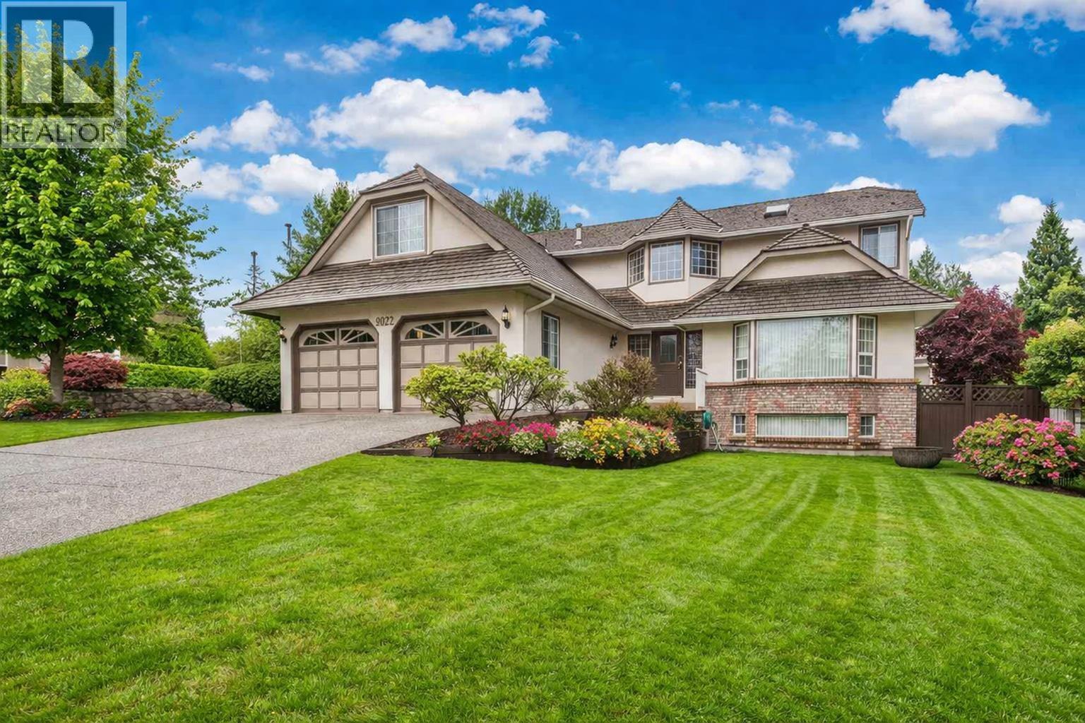 9072 BRIAR Road - main photo