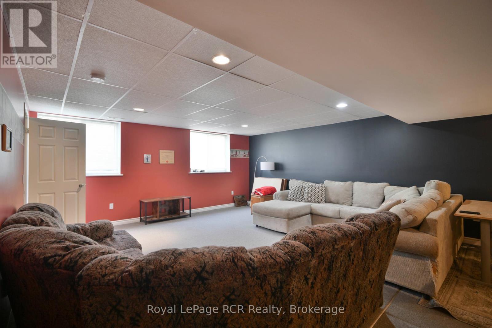 444 GRANDVIEW ROAD - 13