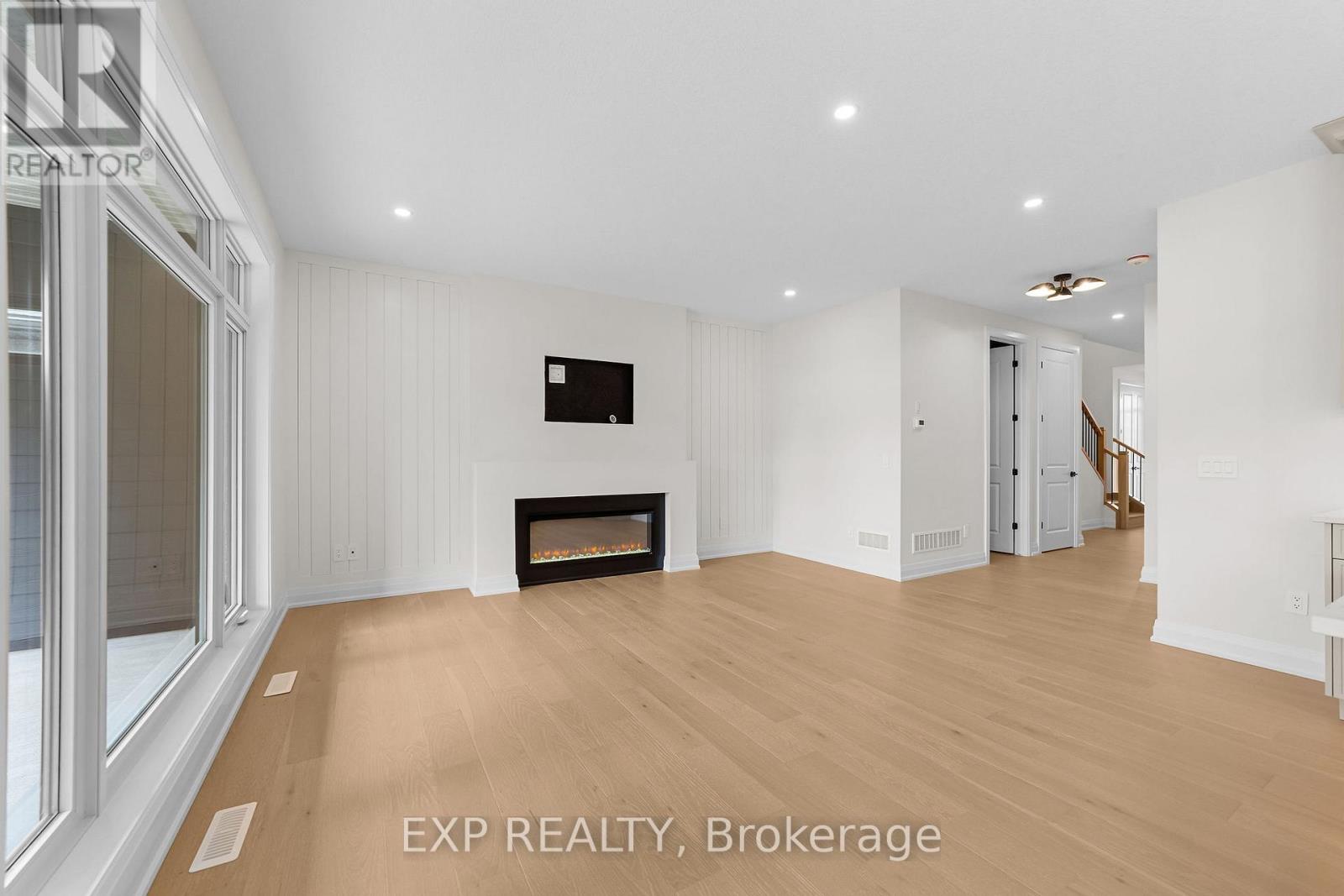 6875 HEATHWOODS AVENUE - 10