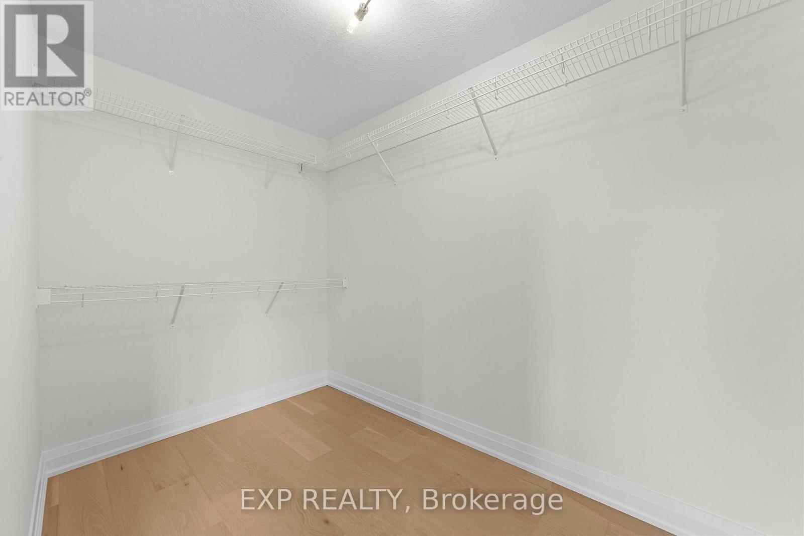 6875 HEATHWOODS AVENUE - 21