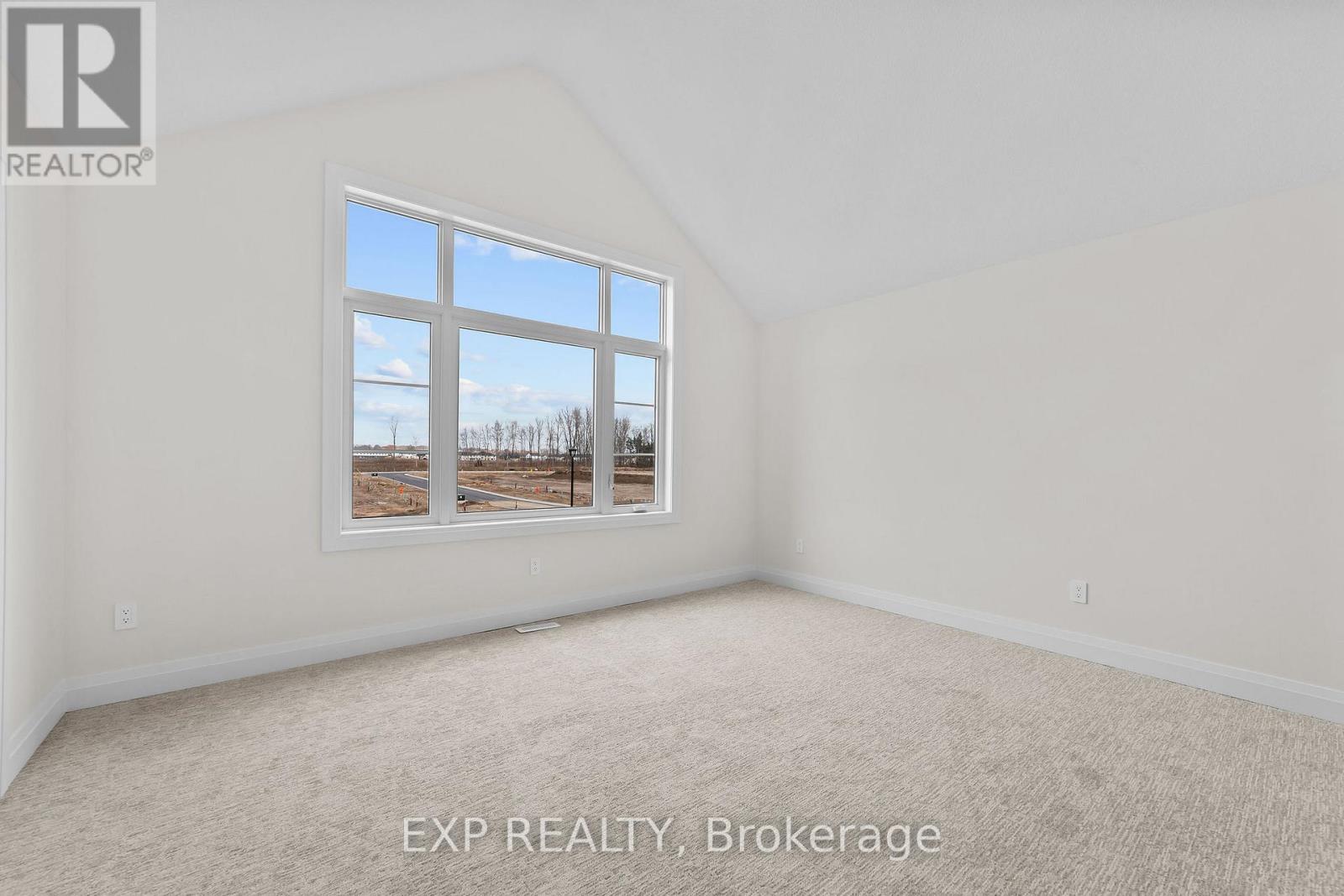 6875 HEATHWOODS AVENUE - 25