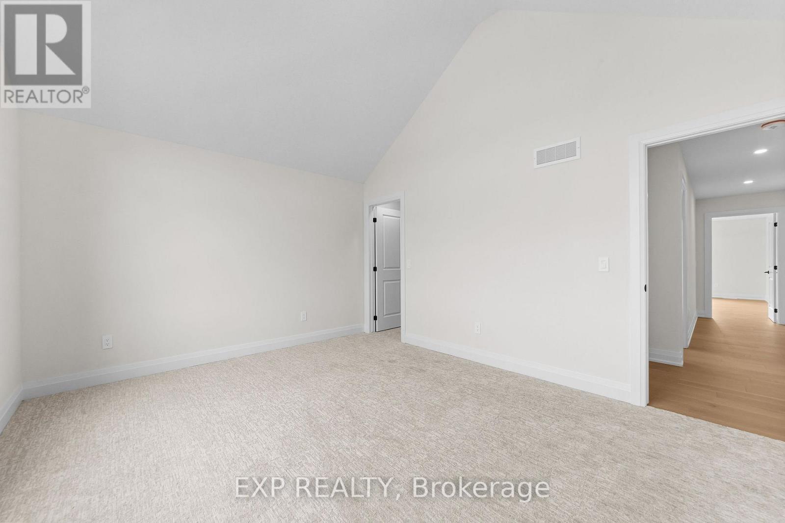6875 HEATHWOODS AVENUE - 26