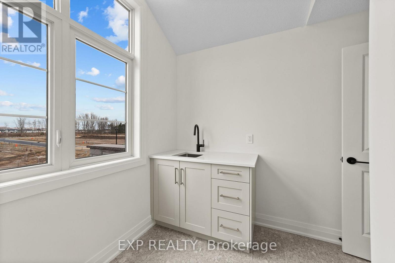 6875 HEATHWOODS AVENUE - 33