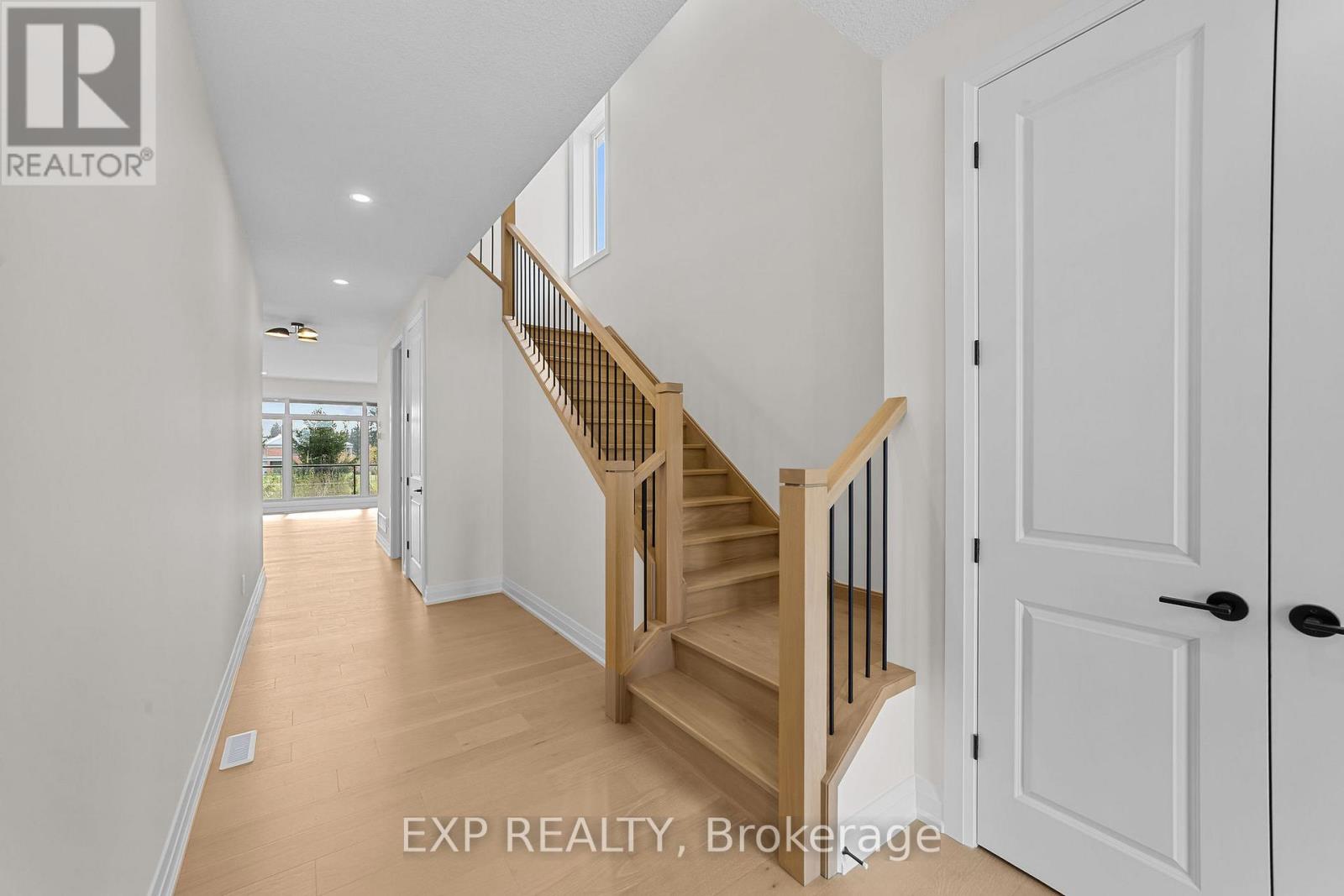6875 HEATHWOODS AVENUE - 4