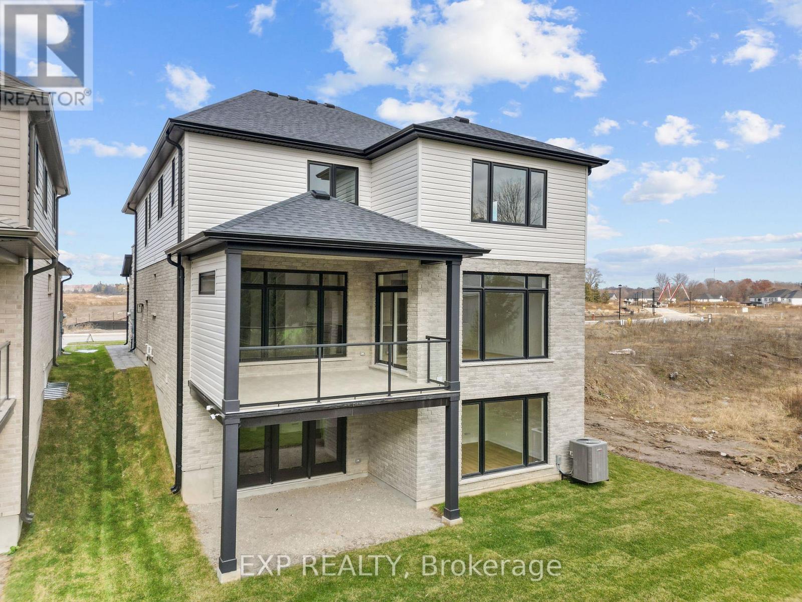 6875 HEATHWOODS AVENUE - 40