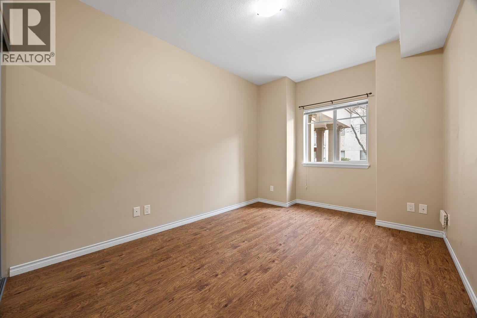 104 1007 Harvey Avenue, Kelowna