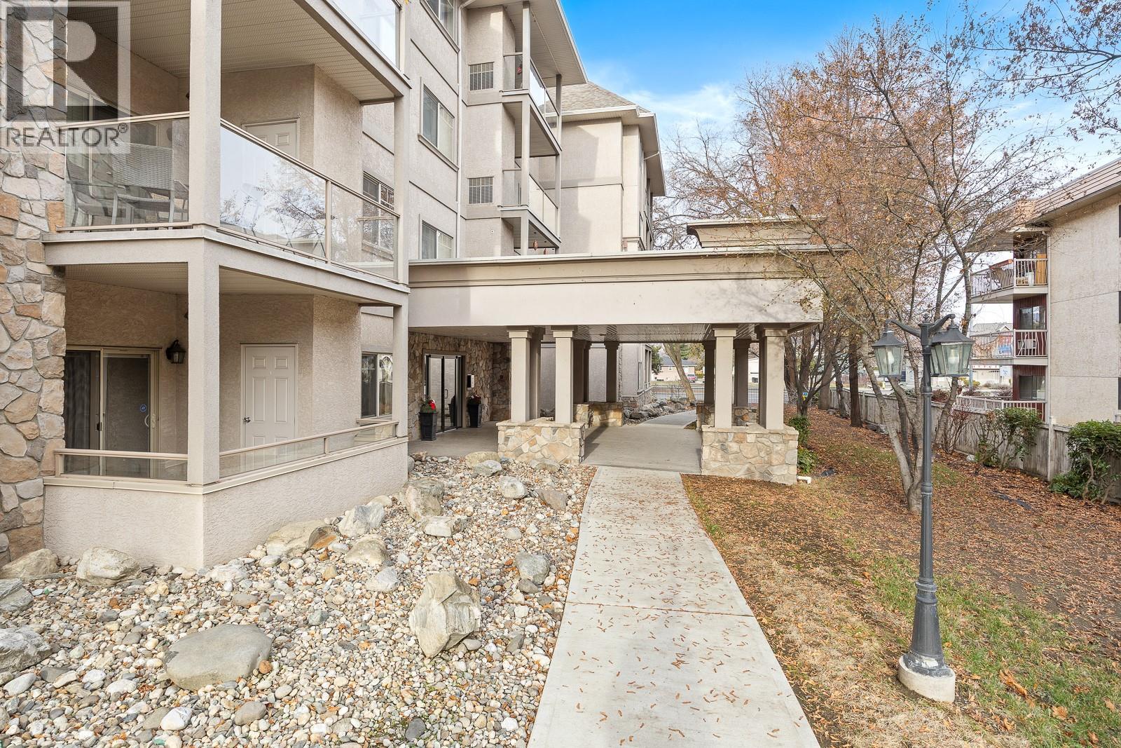 104 1007 Harvey Avenue, Kelowna