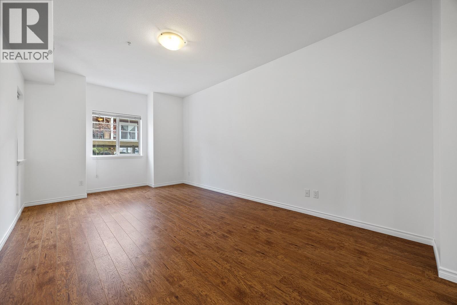 104 1007 Harvey Avenue, Kelowna