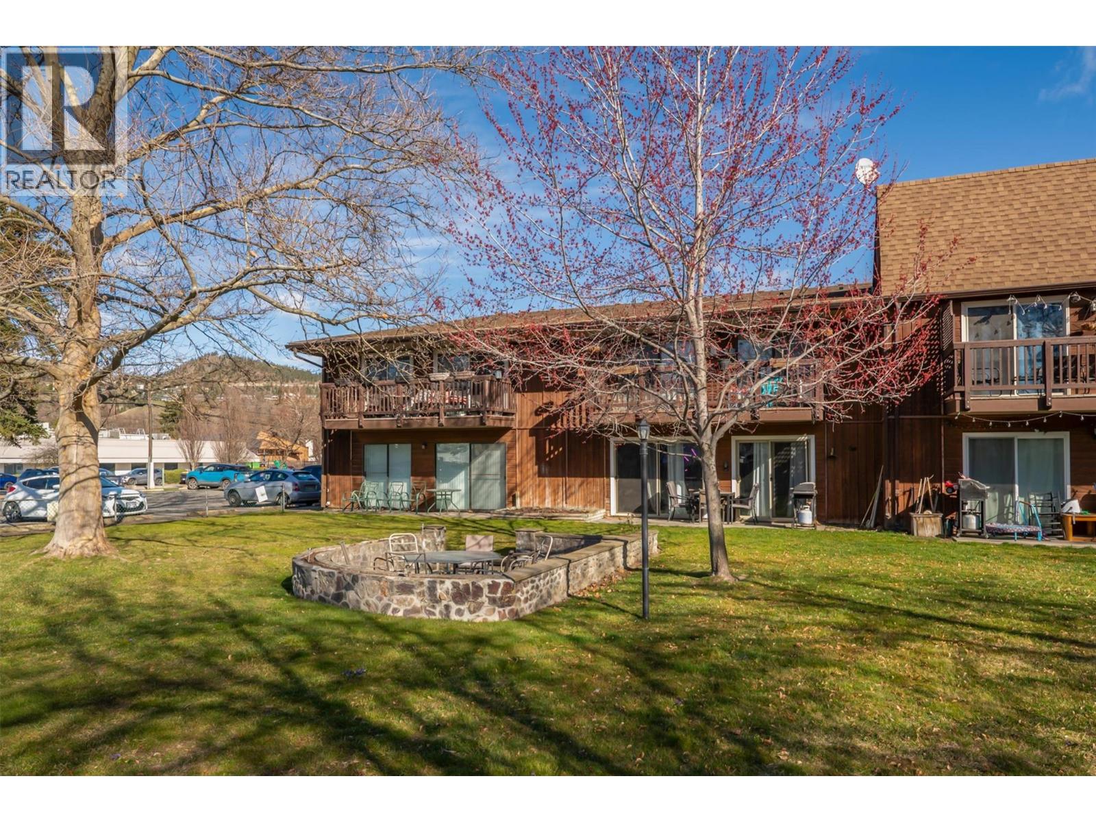 102 215 Mills Road, Kelowna