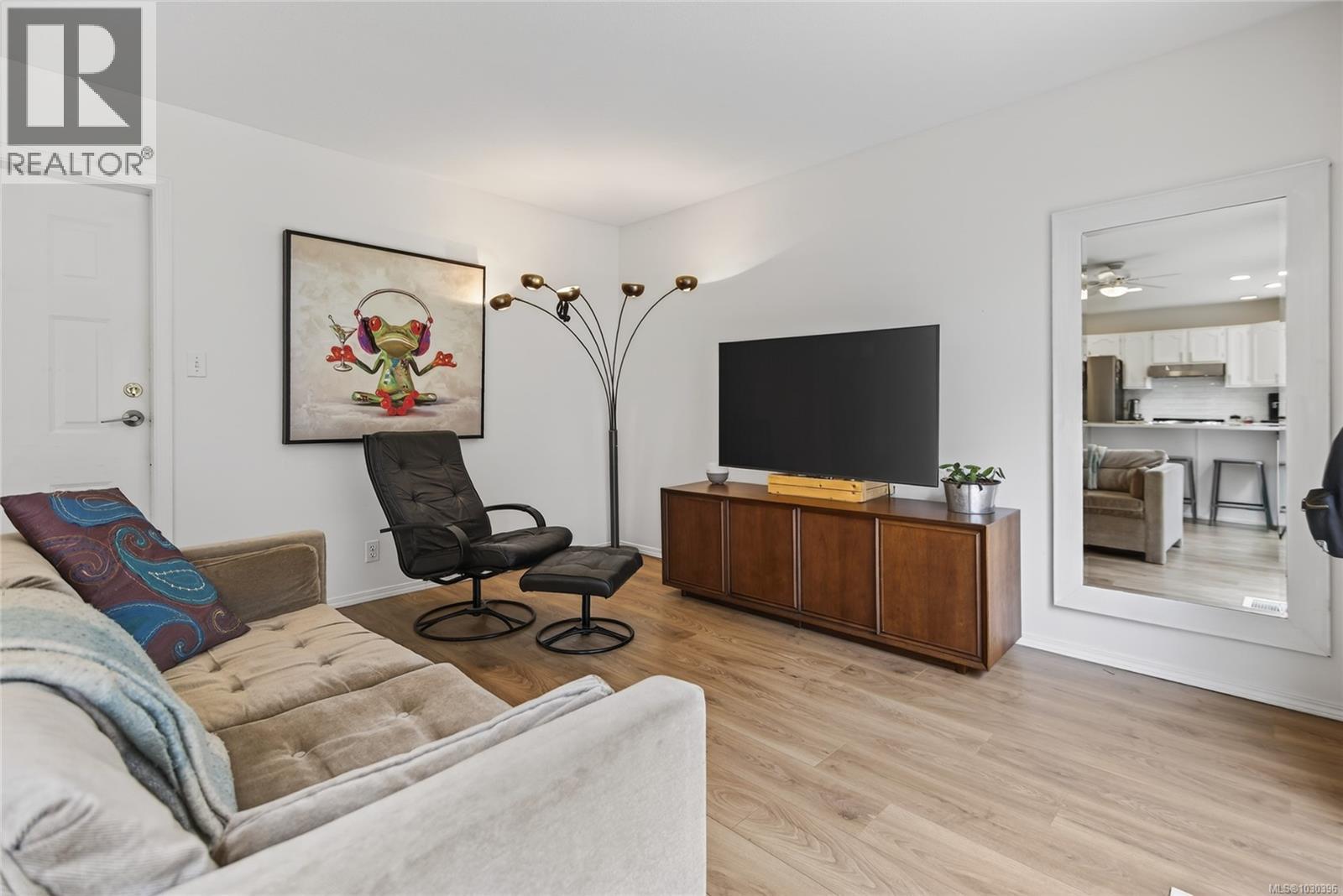 1623 HOBSON AVE - 22