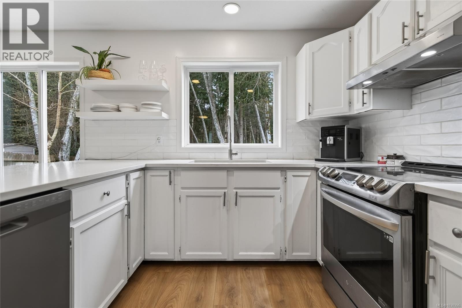 1623 HOBSON AVE - 15