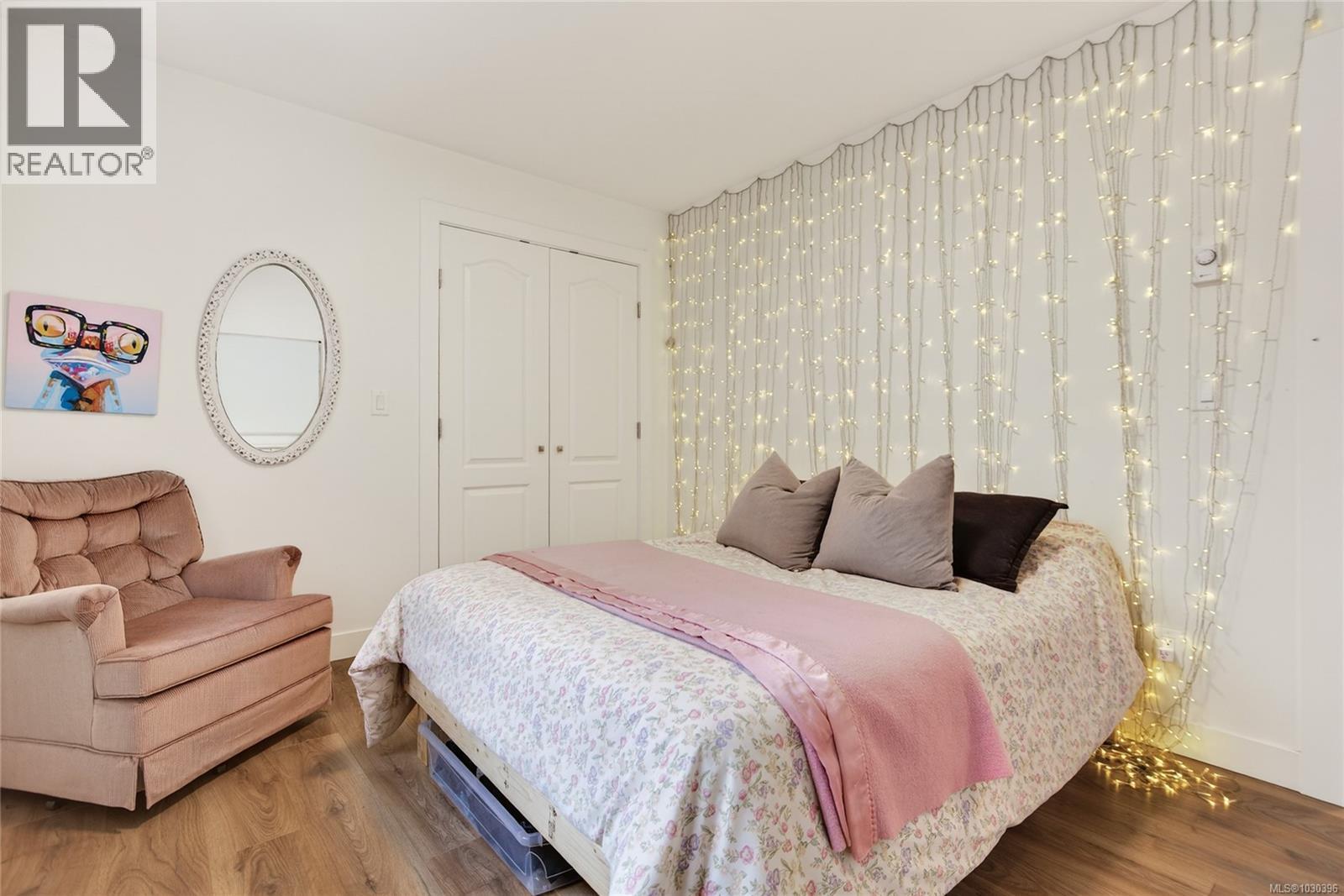 1623 HOBSON AVE - 39