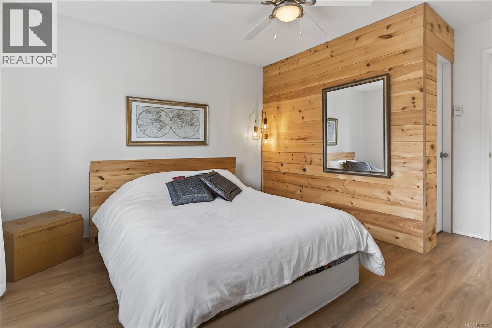 1623 HOBSON AVE - 27