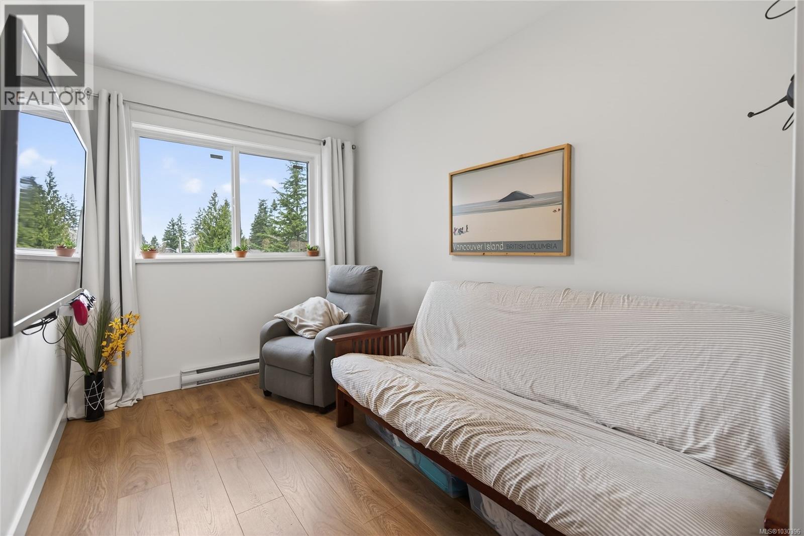 1623 HOBSON AVE - 48