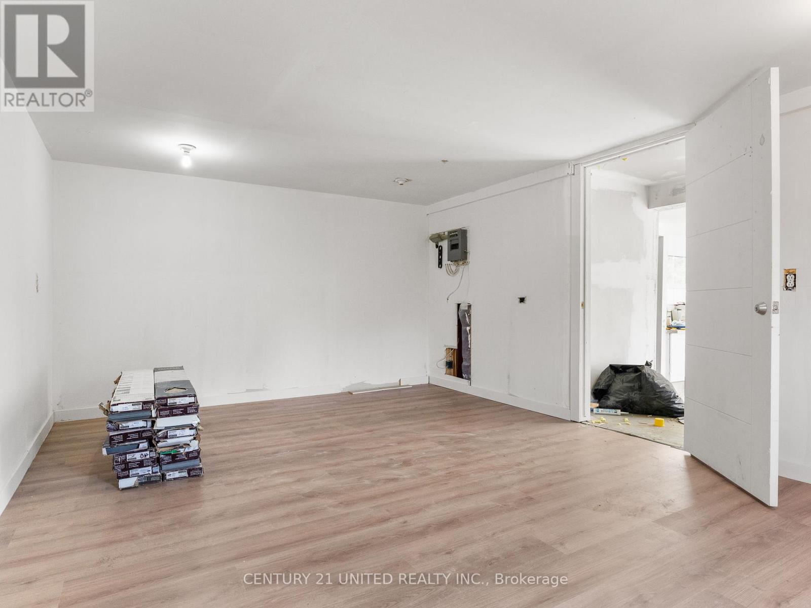 9340 DANFORTH ROAD E - 34