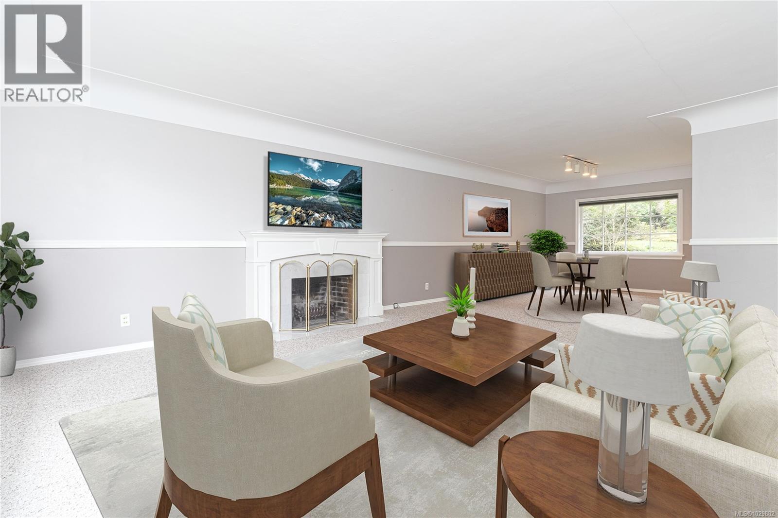 2015 RUNNYMEDE AVE - 8