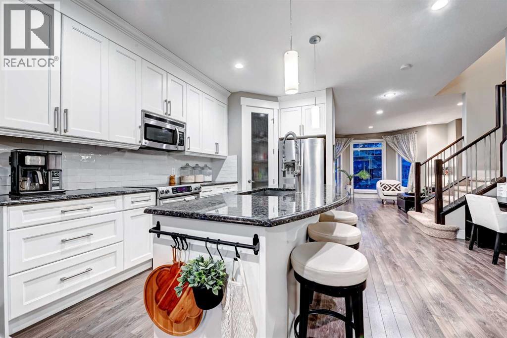 Single Family House for Sale in   Avenue NW Montgomery Calgary 