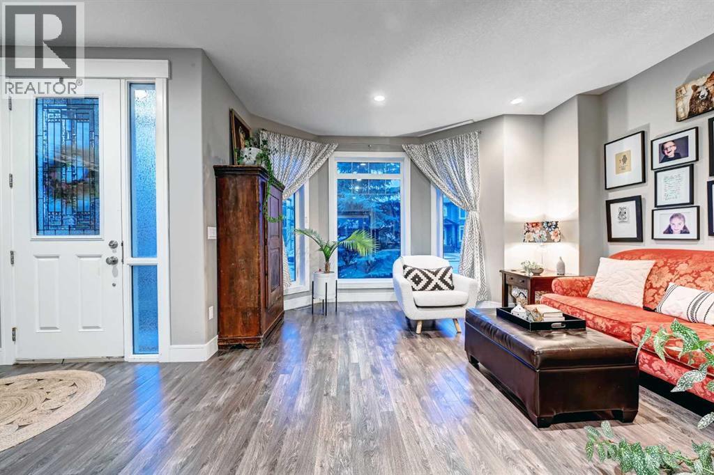 Single Family House for Sale in   Avenue NW Montgomery Calgary 